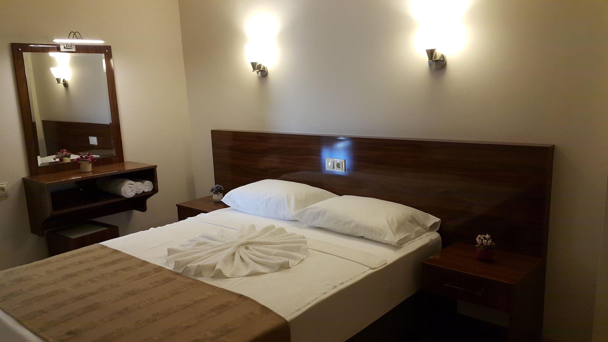 אלאניה Midi Suites & Hotels מראה חיצוני תמונה