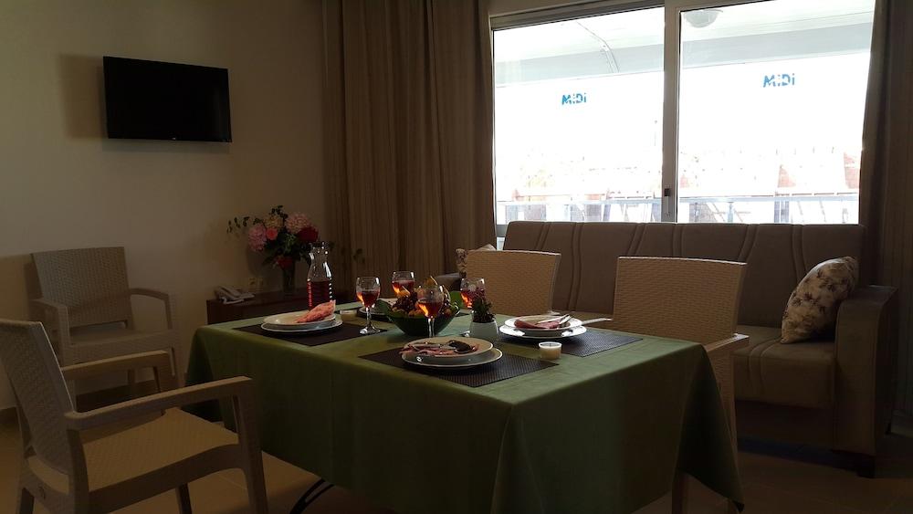 אלאניה Midi Suites & Hotels מראה חיצוני תמונה