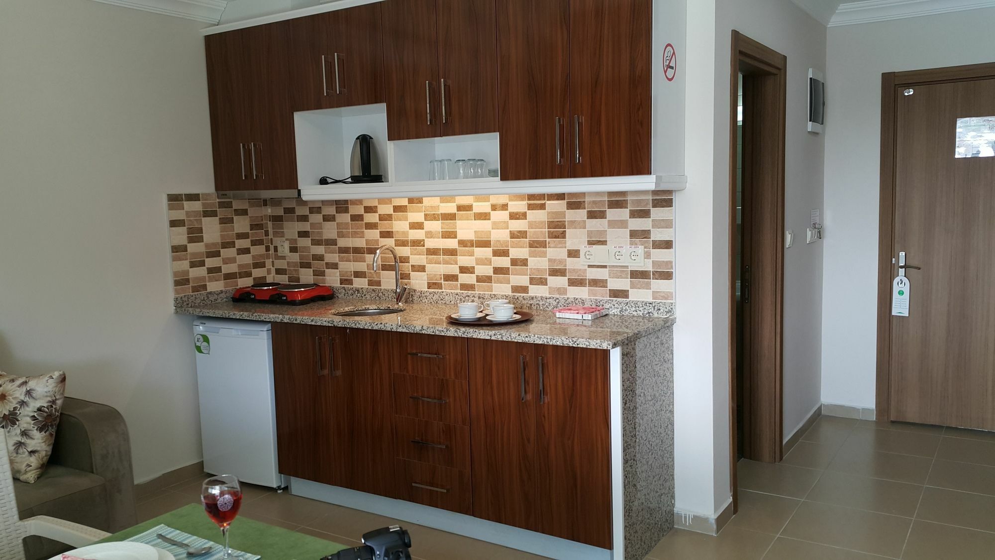 אלאניה Midi Suites & Hotels מראה חיצוני תמונה